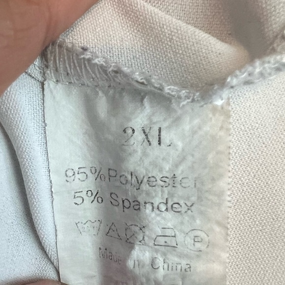 White Tank Top Brown Buttons - Picture 3 of 3